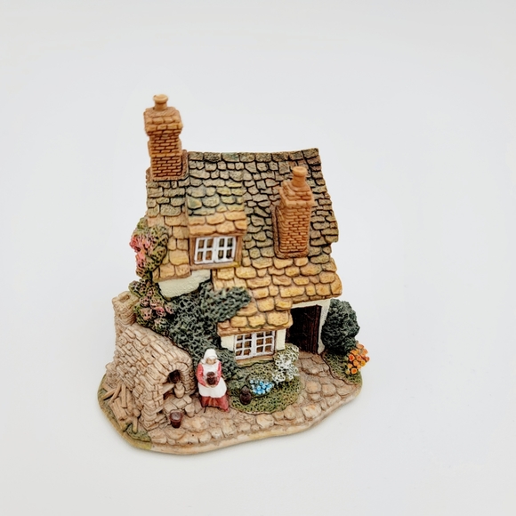Lilliput Lane | Kiln Cottage | Collectors' Club - Picture 1 of 8